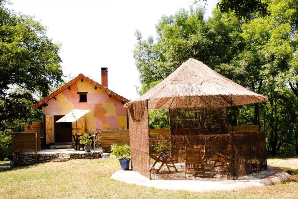 Villa La Tanière des druides à Luzech Extérieur photo