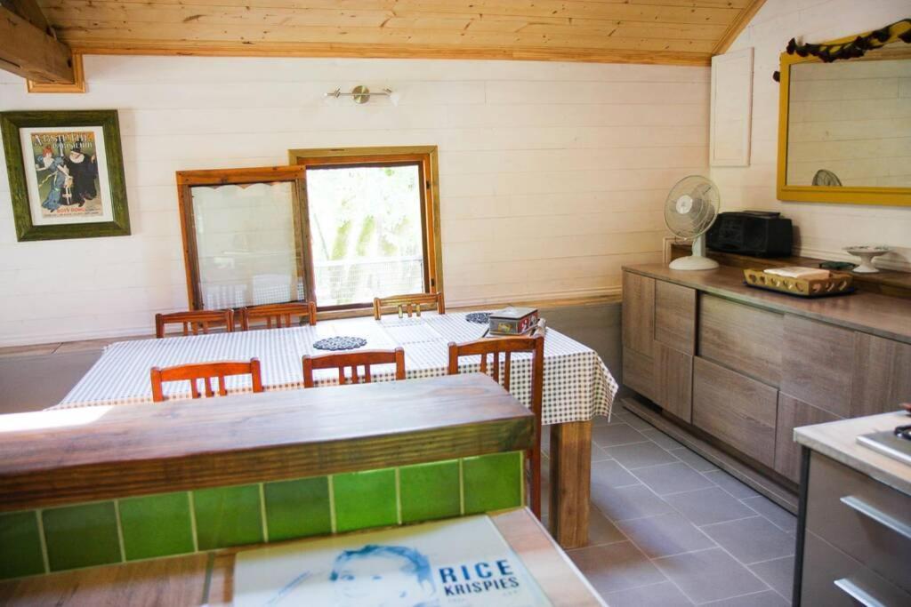 Villa La Tanière des druides à Luzech Extérieur photo